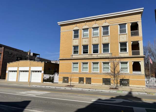 Property at 1000 N Oakley Blvd, Chicago, IL 60622, 12 beds, 6 baths