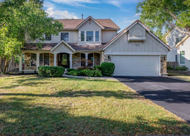 Property at 455 Mayfair Ln, Buffalo Grove, IL 60089, 5 beds, 2.5 baths