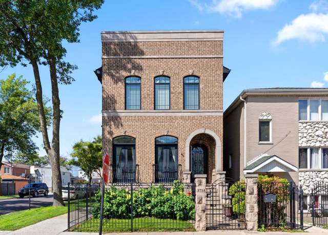 Property at 3758 S Parnell Ave, Chicago, IL 60609, 4 beds, 3.5 baths