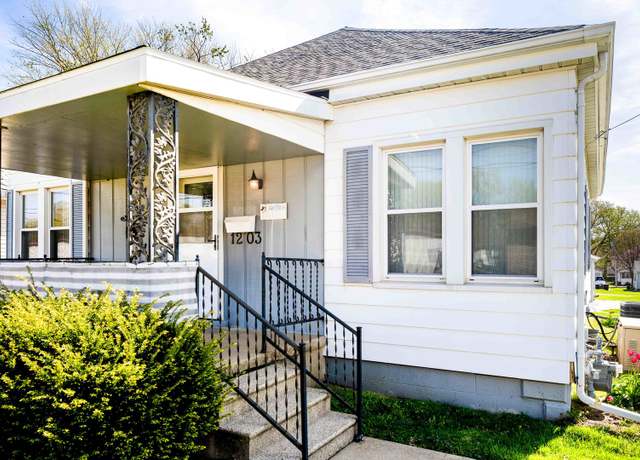 Property at 1203 N Linden St, Bloomington, IL 61701, 2 beds, 2 baths