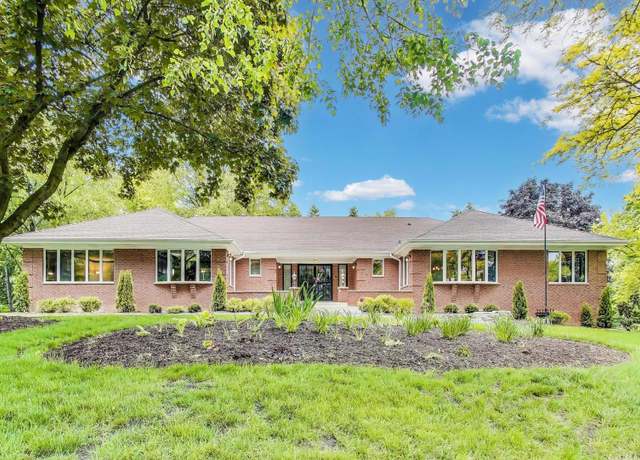 Property at 22362 W Chestnut Ridge Rd, Kildeer, IL 60047, 5 beds, 3 baths