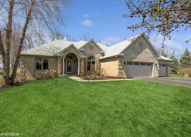 Property at 6719 W Applewood Ln, Spring Grove, IL 60081, 3 beds, 3 baths