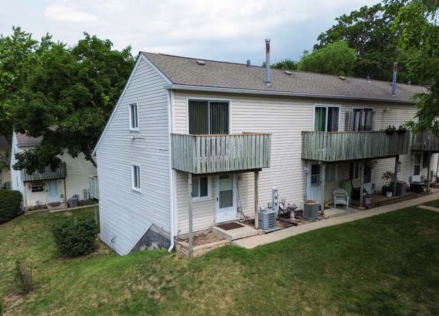 Property at 89 Maude Ave Unit A, Fox Lake, IL 60020, 2 beds, 1.5 baths