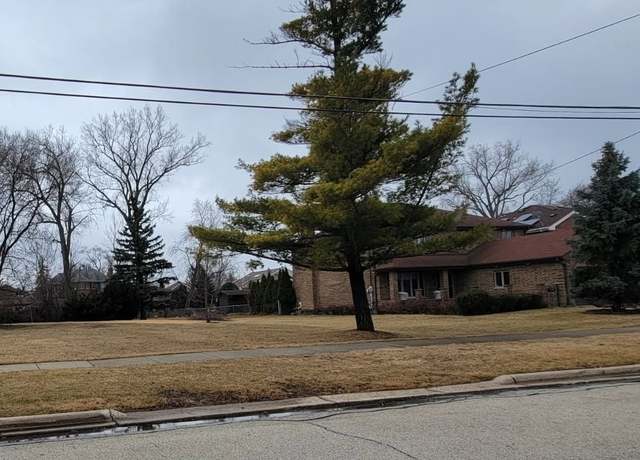 Property at 8619 W Park Ln, Niles, IL 60714