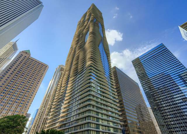 Property at 225 N Columbus Dr #6106, Chicago, IL 60601, 2 beds, 2 baths