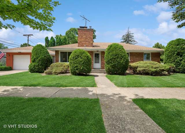 Property at 812 Webster Ln, Des Plaines, IL 60016, 3 beds, 1.5 baths