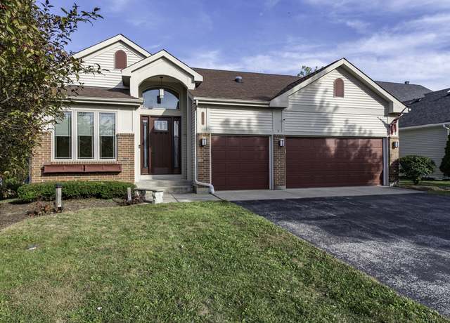 Property at 3163 N Augusta Dr, Wadsworth, IL 60083, 3 beds, 3 baths