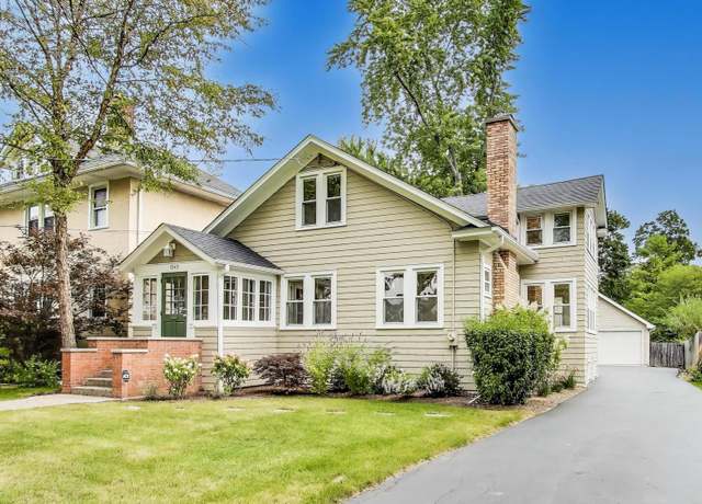 Property at 1345 Saint Johns Ave, Highland Park, IL 60035, 5 beds, 4 baths