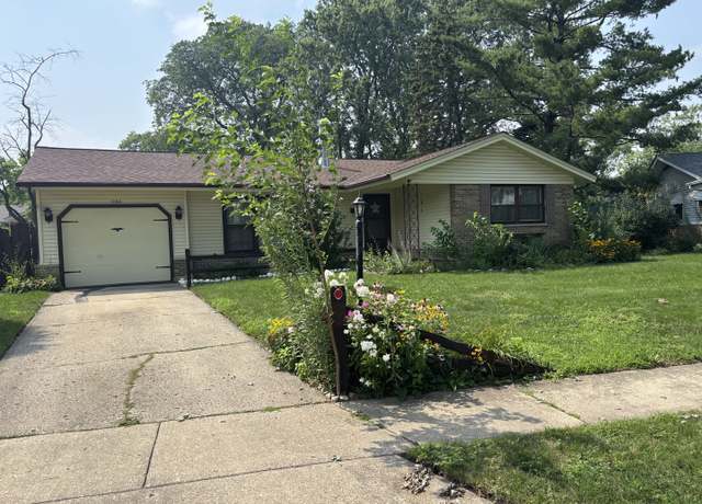 Property at 1060 Warwick Ln, Elk Grove Village, IL 60007, 3 beds, 1.5 baths