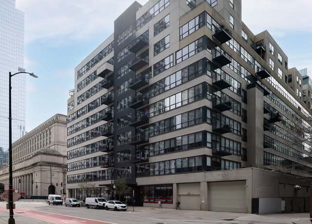 Property at 130 S Canal St #311, Chicago, IL 60606, 1 bed, 1 bath