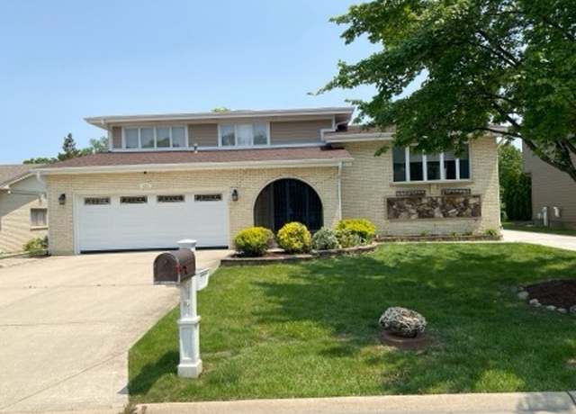 Property at 473 S Edgewood Ave, Wood Dale, IL 60191, 4 beds, 4 baths