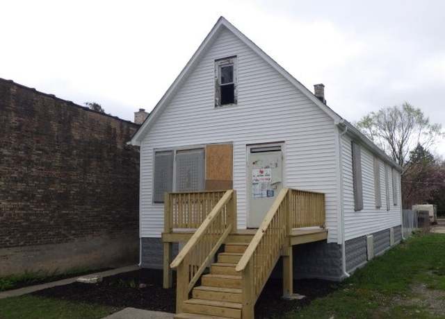 Property at 147 E 118th Pl, Chicago, IL 60628, 3 beds, 1 bath