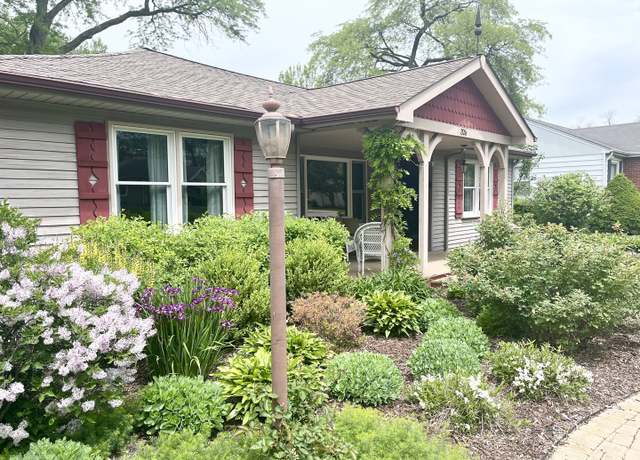 Property at 326 Catalpa Ave, Roselle, IL 60172, 3 beds, 2 baths