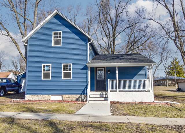 Property at 510 E Elm St, Chatsworth, IL 60921, 3 beds, 2.5 baths