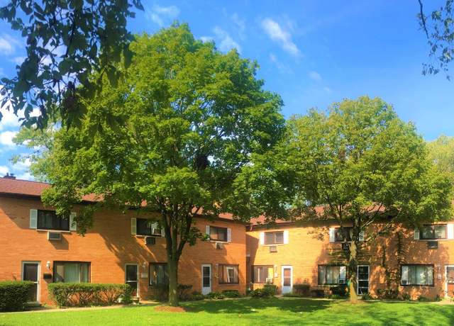 Property at 310 Duane St, Glen Ellyn, IL 60137, 12 beds, 6 baths