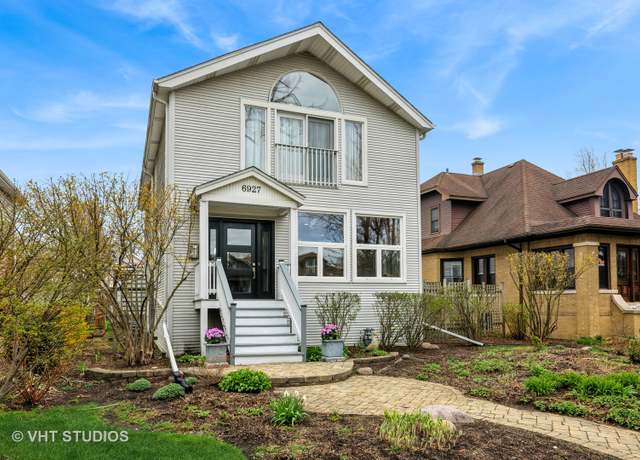 Property at 6927 N Oleander Ave, Chicago, IL 60631, 4 beds, 3.5 baths