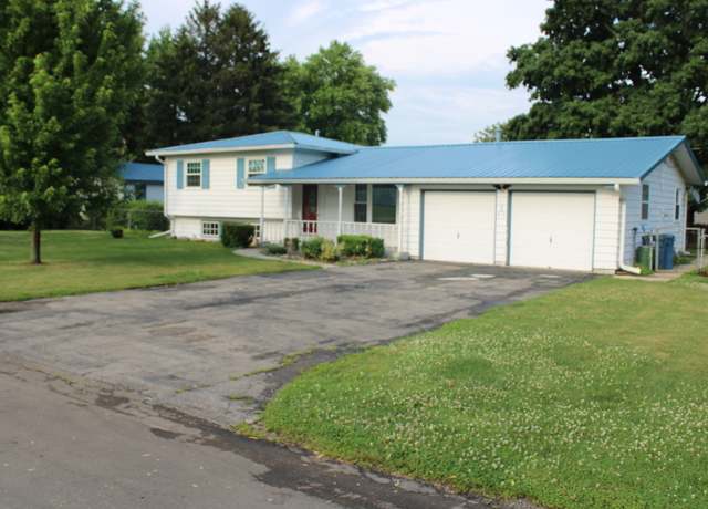 Property at 819 S West St, Earlville, IL 60518, 3 beds, 2 baths