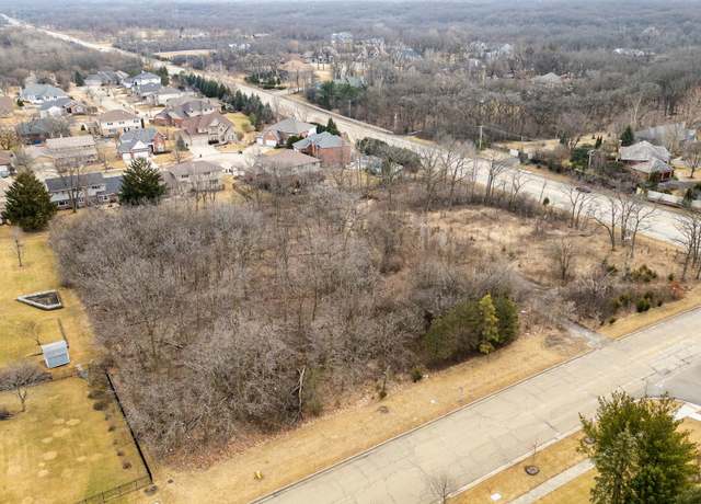 Property at 7950 W 143rd St, Orland Park, IL 60462