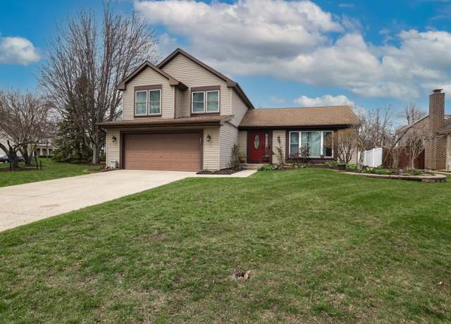 Property at 368 W Windsor Dr, Bloomingdale, IL 60108, 3 beds, 2.5 baths