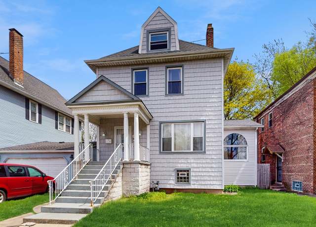 Property at 8211 S Cornell Ave, Chicago, IL 60617, 4 beds, 3 baths