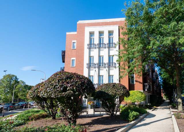 Property at 1075 W Roosevelt Rd #201, Chicago, IL 60608, 2 beds, 2 baths