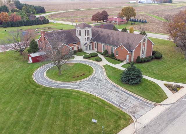 Property at 409 W Brayton Rd, Mount Morris, IL 61054