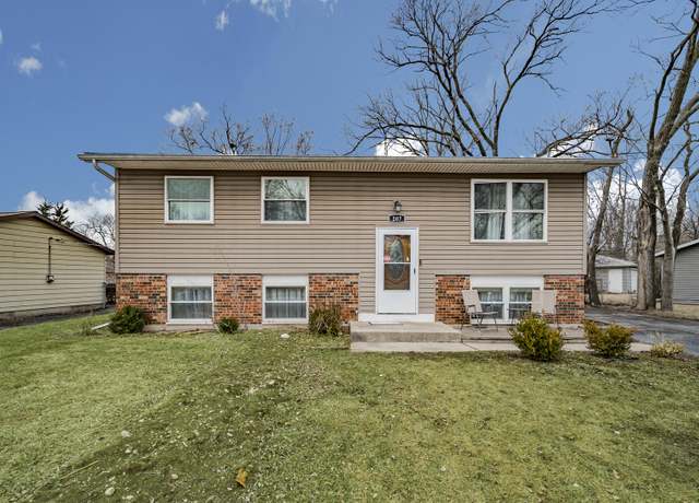 Property at 207 Bedford Rd, Bolingbrook, IL 60440, 5 beds, 2 baths