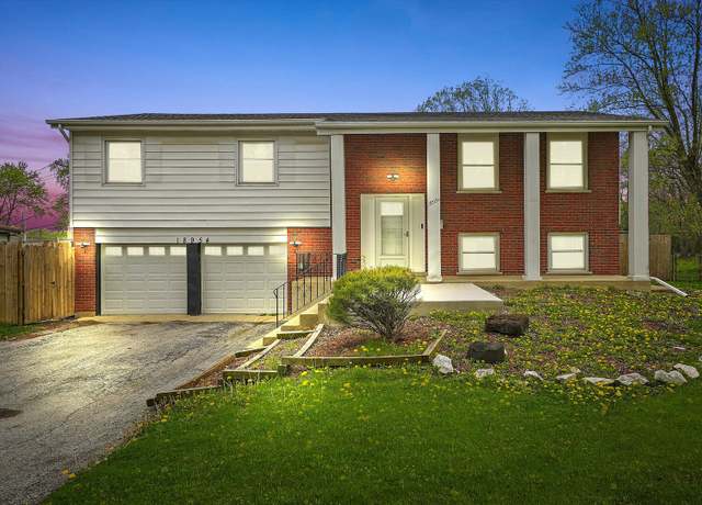 Property at 18954 Boulder Ct, Homewood, IL 60430, 4 beds, 3 baths