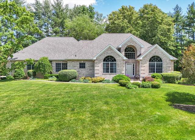 Property at 1802 N Concord Ln, Urbana, IL 61802, 5 beds, 4 baths