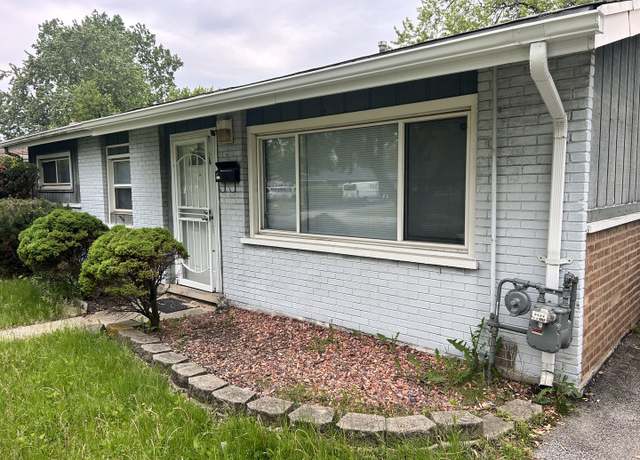 Property at 1370 Forest Pl, Calumet City, IL 60409, 3 beds, 1 bath