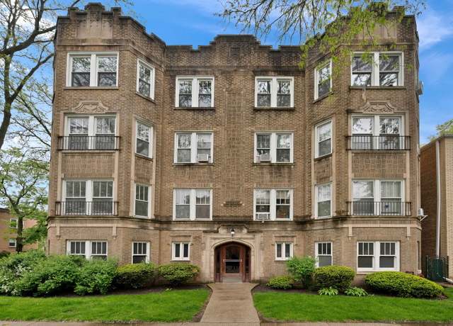 Property at 2703 W Estes Ave #3, Chicago, IL 60645, 2 beds, 1 bath