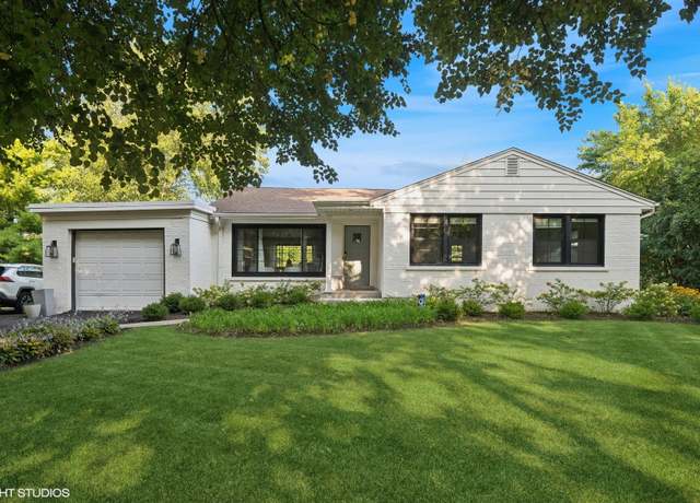 Property at 1491 Deerfield Pl, Highland Park, IL 60035, 3 beds, 2 baths