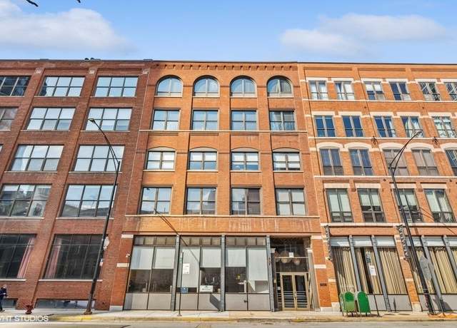 Property at 420 W Grand Ave Unit 2H, Chicago, IL 60654, 2 beds, 2 baths
