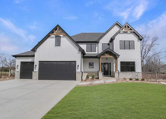 Property at 13 W Roberta St, Lemont, IL 60439, 4 beds, 2.5 baths