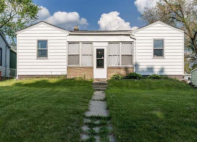 Property at 3110 Horton St, Rockford, IL 61109, 3 beds, 1 bath