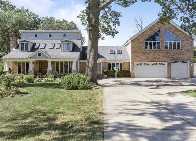 Property at 2N584 S Ardmore Ave, Villa Park, IL 60181, 5 beds, 3 baths