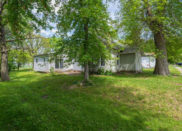 Property at 414 2nd St, Anchor, IL 61720, 4 beds, 1 bath