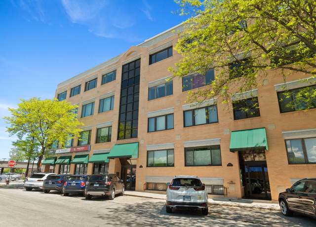 Property at 4751 N Artesian Ave #401, Chicago, IL 60625, 2 beds, 2 baths