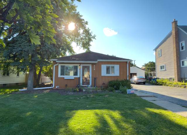 Property at 512 N Emroy Ave, Elmhurst, IL 60126, 3 beds, 1 bath