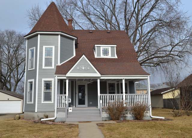 Property at 816 W 2nd St, Rock Falls, IL 61071, 4 beds, 2 baths