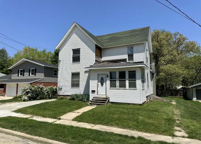 Property at 106 Prospect St, Morrison, IL 61270, 3 beds, 2 baths
