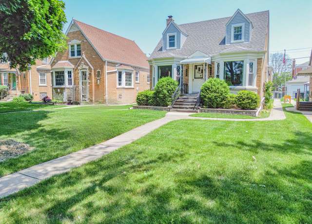 Property at 3009 N 78th Ct, Elmwood Park, IL 60707, 3 beds, 1.5 baths