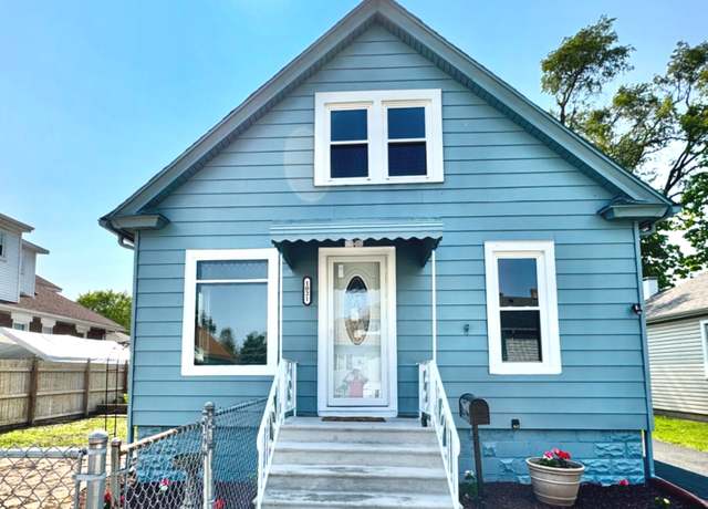 Property at 1021 Oakland Ave, Joliet, IL 60435, 4 beds, 2 baths