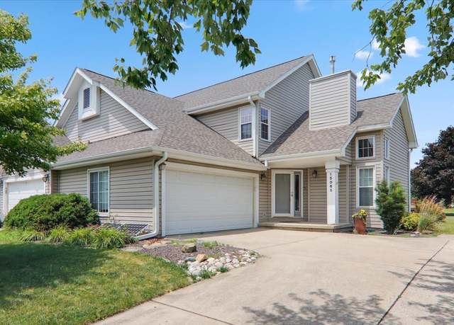 Property at 1506 Tamarack Trl Unit B, Normal, IL 61761, 3 beds, 3.5 baths