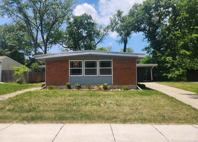 Property at 336 Oakwood St, Park Forest, IL 60466, 4 beds, 2 baths