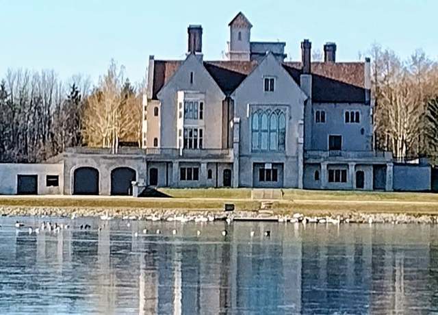 Property at 17519 Lincoln Rd, Harvard, IL 60033, 7 beds, 6 baths