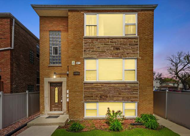 Property at 4906 W Arthington St, Chicago, IL 60644, 8 beds, 3 baths