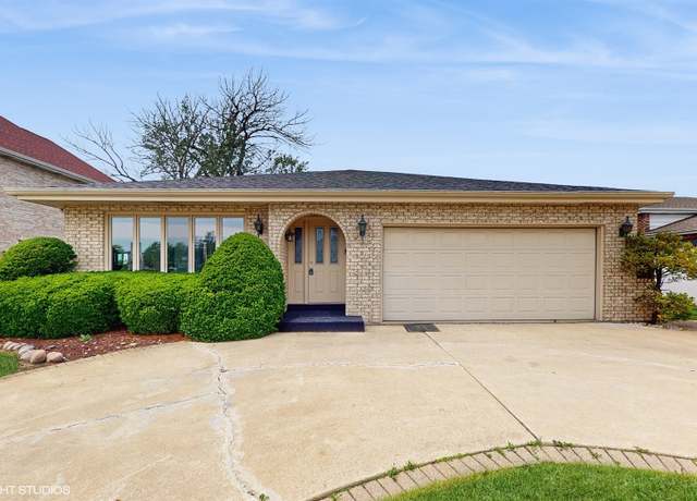 Property at 9138 Greenwood Ave, Des Plaines, IL 60016, 3 beds, 2 baths