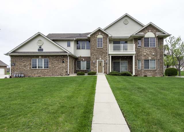 Property at 9255 66th Ave #33, Pleasant Prairie, WI 53158, 3 beds, 2 baths