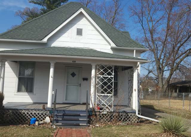 Property at 410 W Elm St, Hoopeston, IL 60942, 2 beds, 1 bath